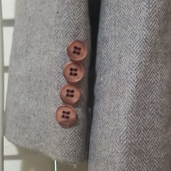 VINTAGE HARVÉ BENARD PURE WOOL SKIRT SUIT 7/8 - Picture 3 of 8